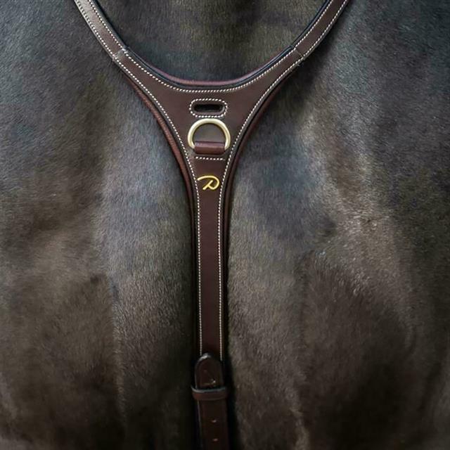 Collier Yoke D Collection by Dy'on Marron