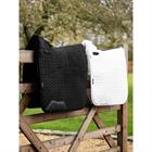 Tapis de selle Merino+ Half Lined Suede Dressage LeMieux Blanc