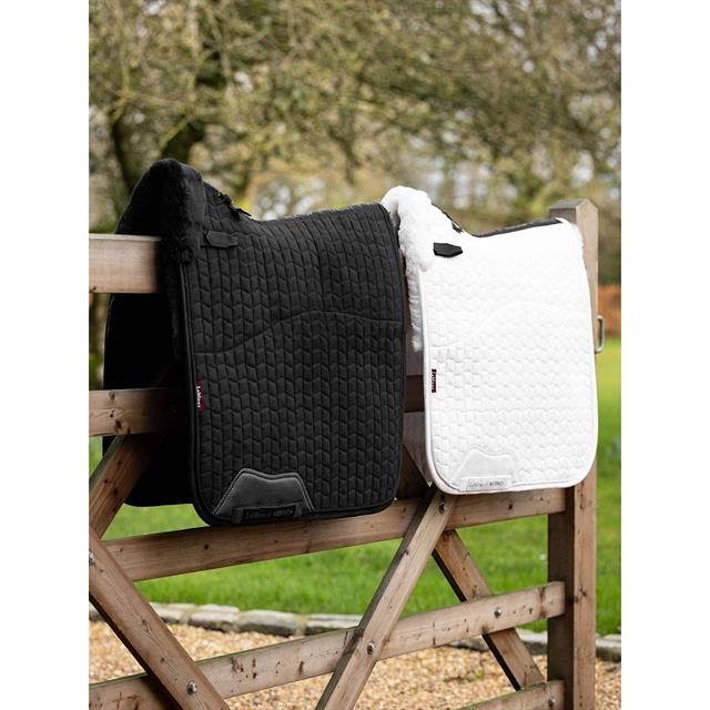 Tapis de selle Merino+ Half Lined Suede Dressage LeMieux Noir