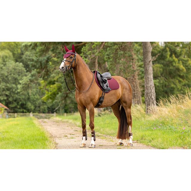 Tapis de selle Softshell Anti Slip Cc Square LeMieux Rouge foncé