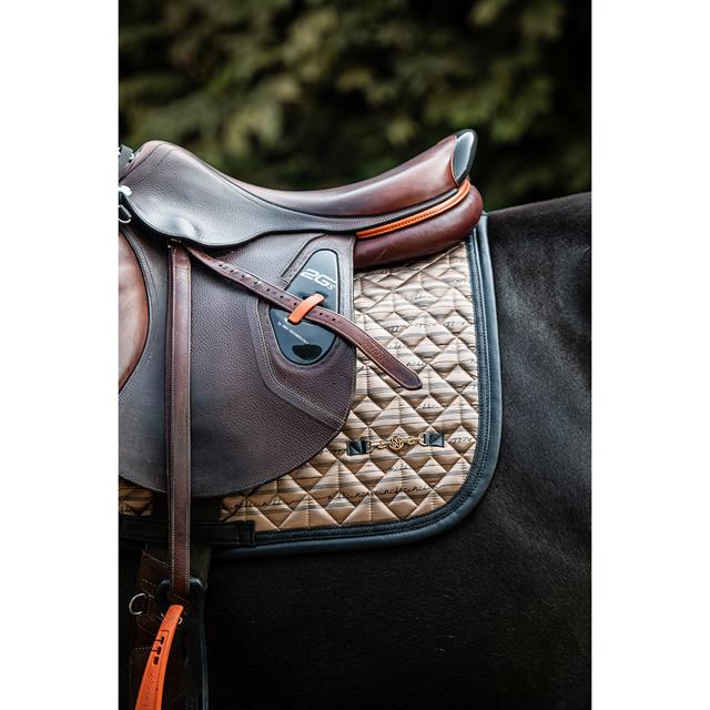 Tapis de selle Stella Dressage All Over Print N-Brands X Epplejeck Beige